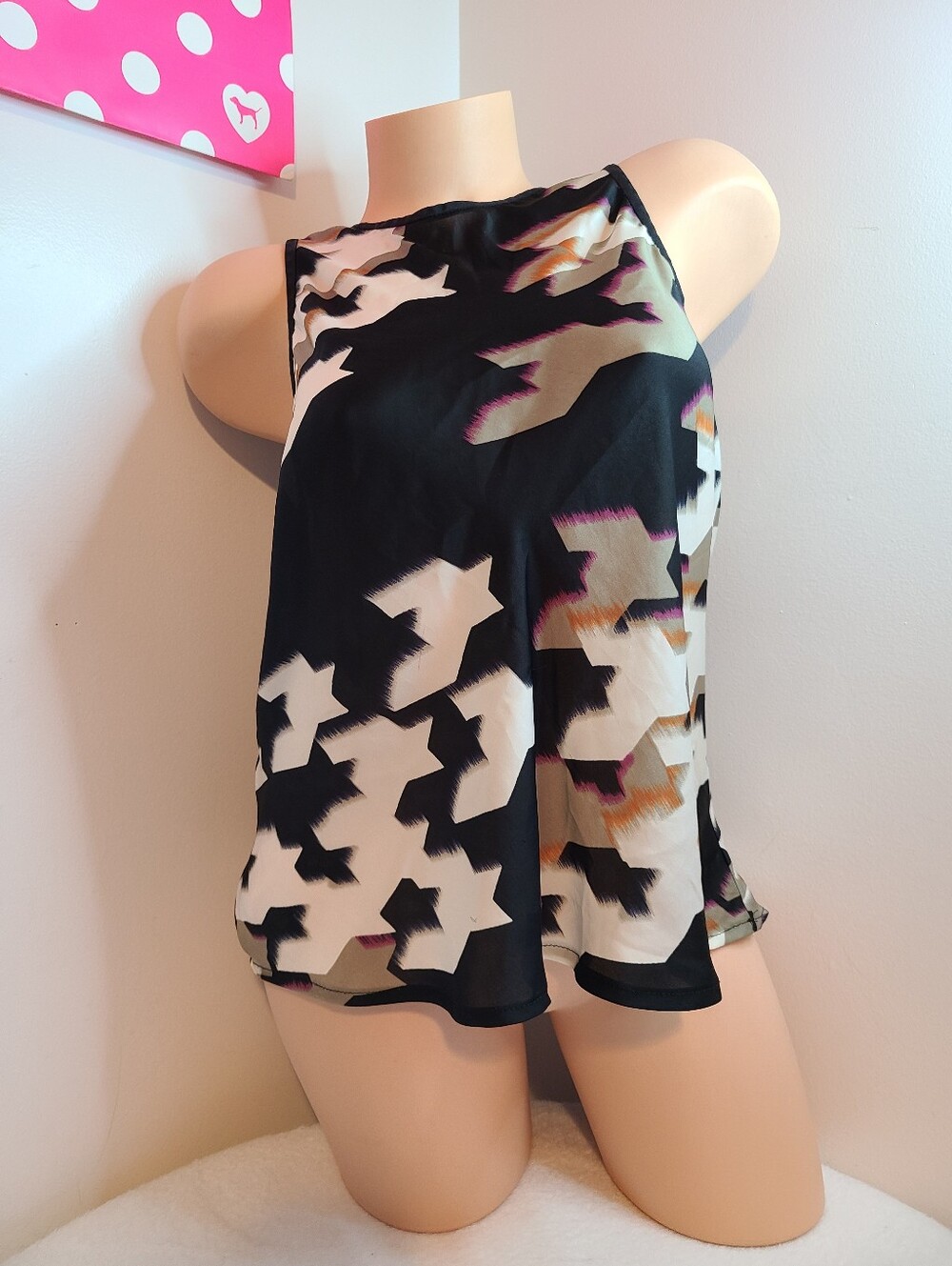 Trina Turk Sleeveless Geometric Silk Blouse Size Sm
